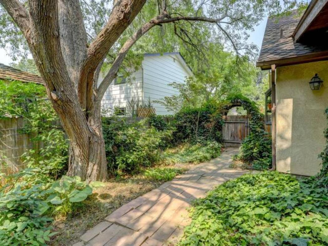 Global Art Haven: Lakewood Retreat Boise Exterior photo